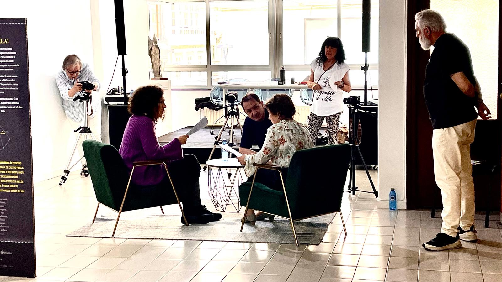 Rodaje · plató de la entrevista con Rosalía de Castro